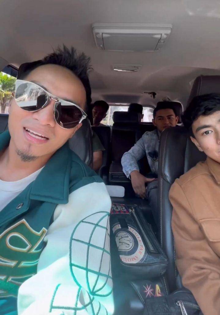 potret Taqy Malik dan rombongan ke Karen's Diner (instagram.com/taqy_malik)