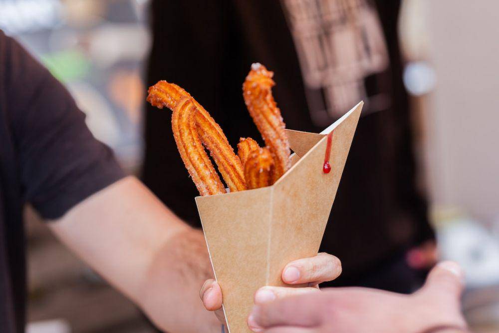 ilustrasi churros (pexels.com/Julia Filirovska)