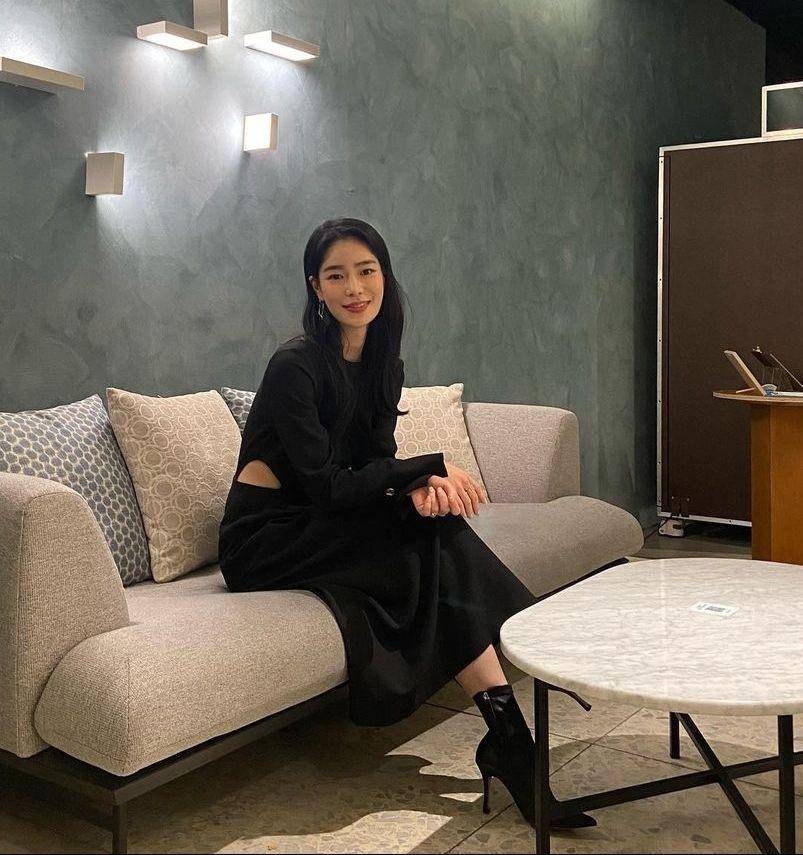 Lim Ji Yeon (instagram.com/limjjy2)