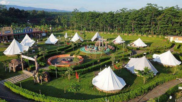 LA Ranch Glamping (google.com/maps/jejak si emak)