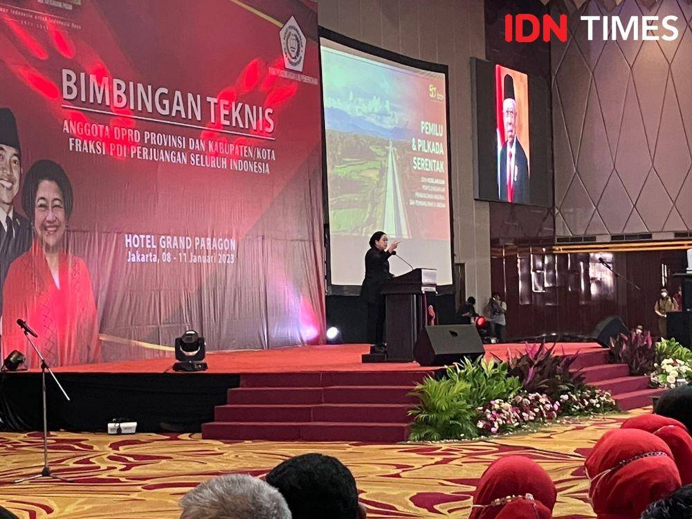 Ketua DPP PDIP, Puan Maharani di acara Bimbingan Teknis (Bimtek) Anggota DPRD PDI Perjuangan Tingkat Provinsi dan Kabupaten/Kota se-Indonesia di Jakarta (IDN Times/Ilman Nafi’an)