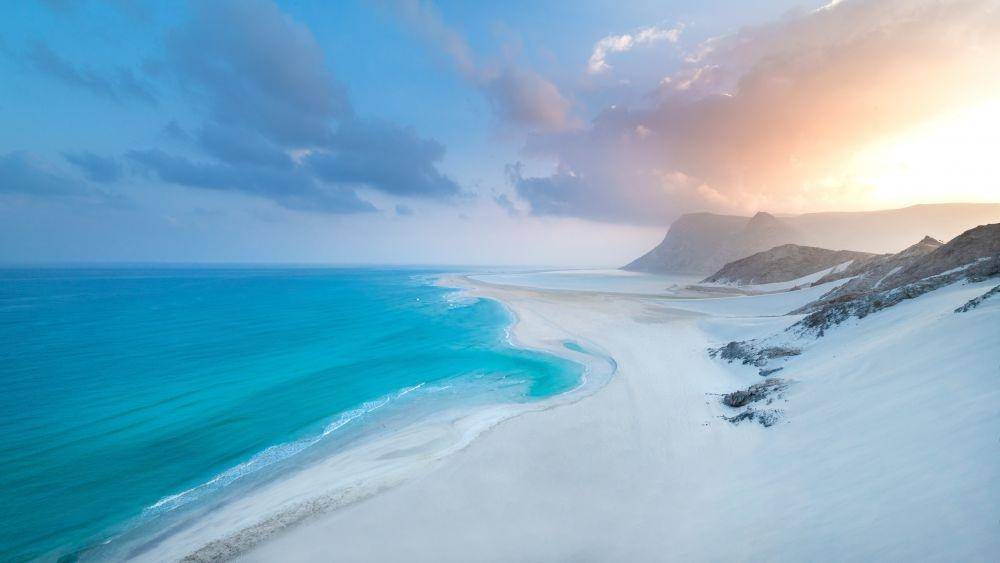 Potret Pulau Socotra, Yaman (unsplash.com/@andrew_svk)