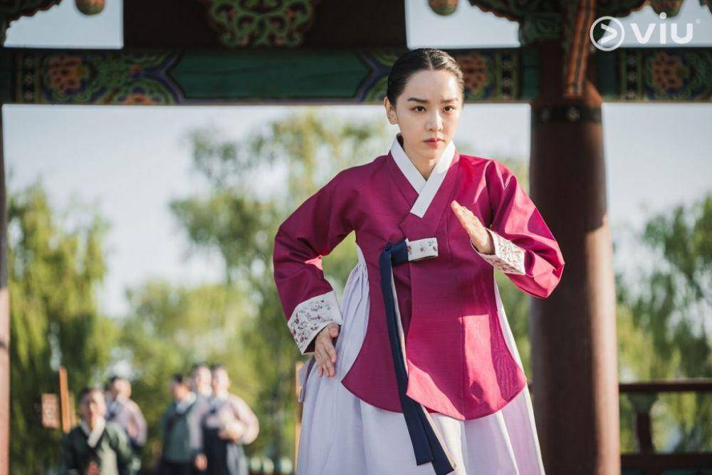 Shin Hye Sun di Mr. Queen (dok. tvN/Mr. Queen)