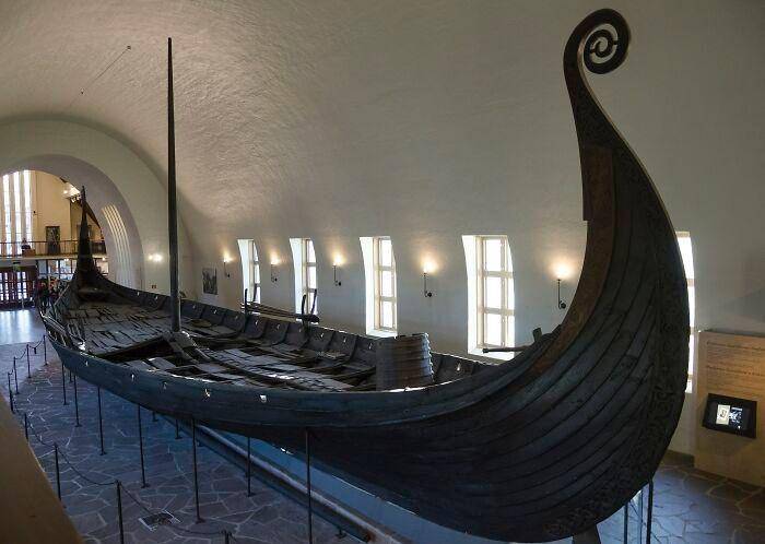 Kapal Oseberg Tahun 820 M ((commons.wikimedia.org)