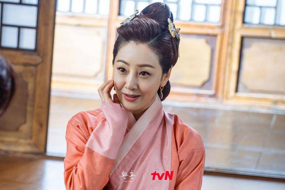 Aktris Oh Na Ra di Alchemy of Souls (instagram.com/tvn_drama)