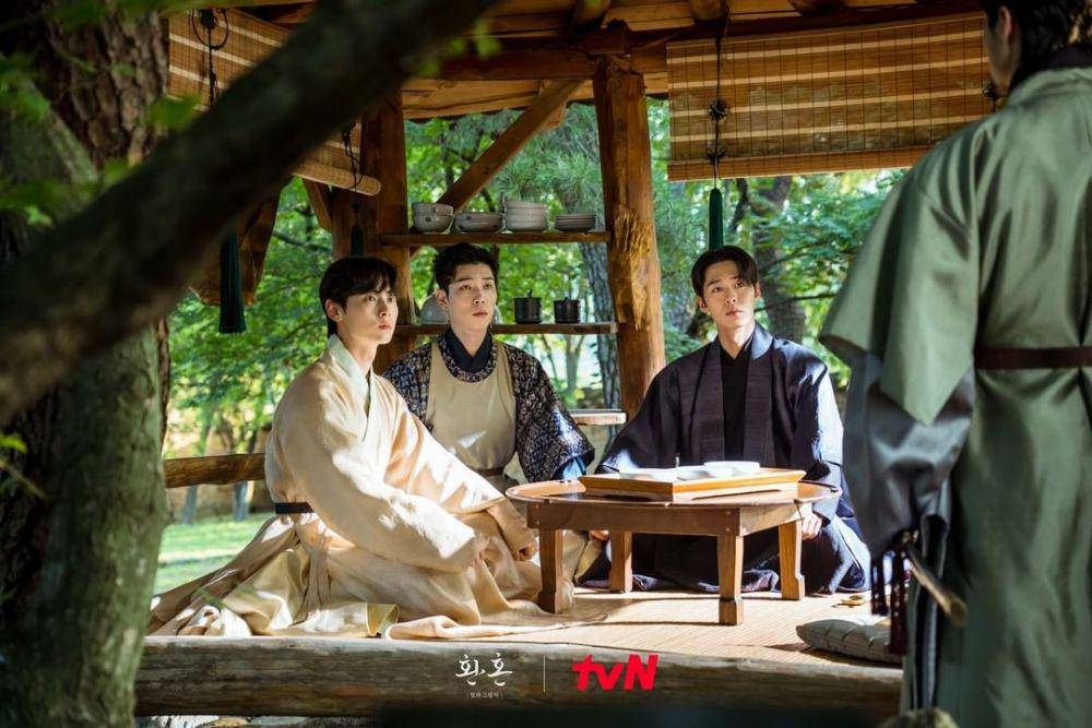 Yoo In Soo, Hwang Min Hyun, dan Lee Jae Wook di Alchemy of Souls (instagram.com/tvn_drama)