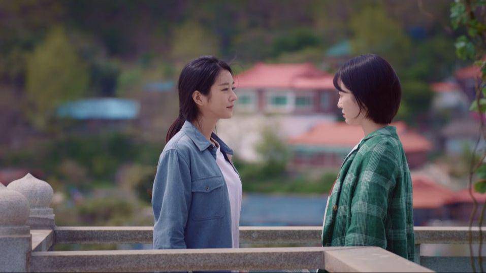 Seo Ye Ji dan Park Gyu Young di drama It's Okay to Not Be Okay (Dok. Netflix/It's Okay to Not Be Okay)