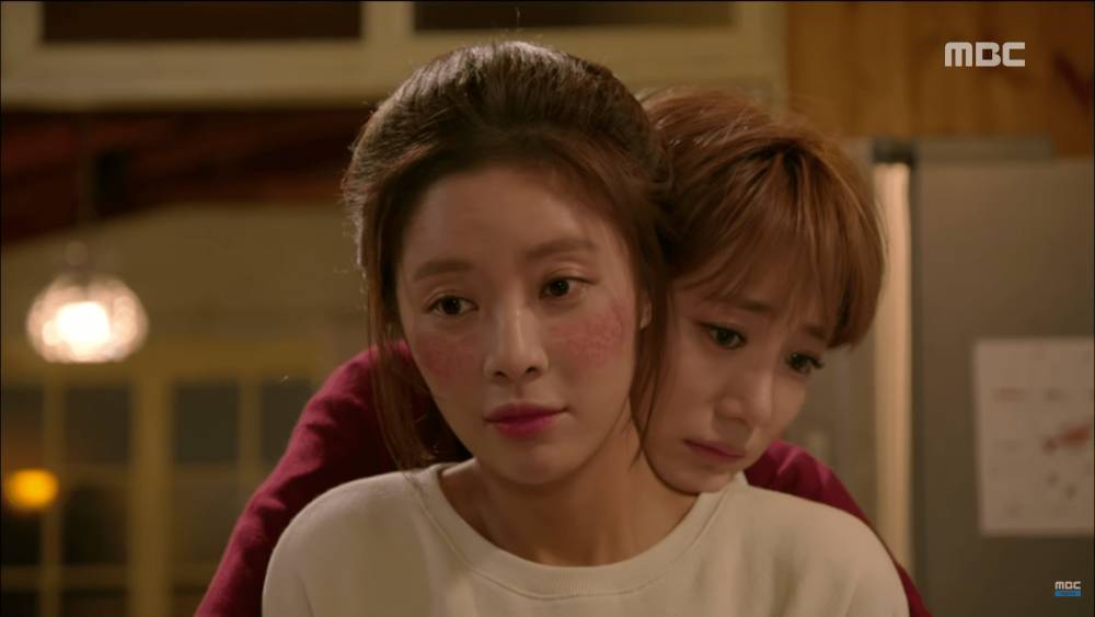 Hwang Jung Eum dan Go Jun Hee di drama She Was Pretty (youtube.com/MBCdrama)