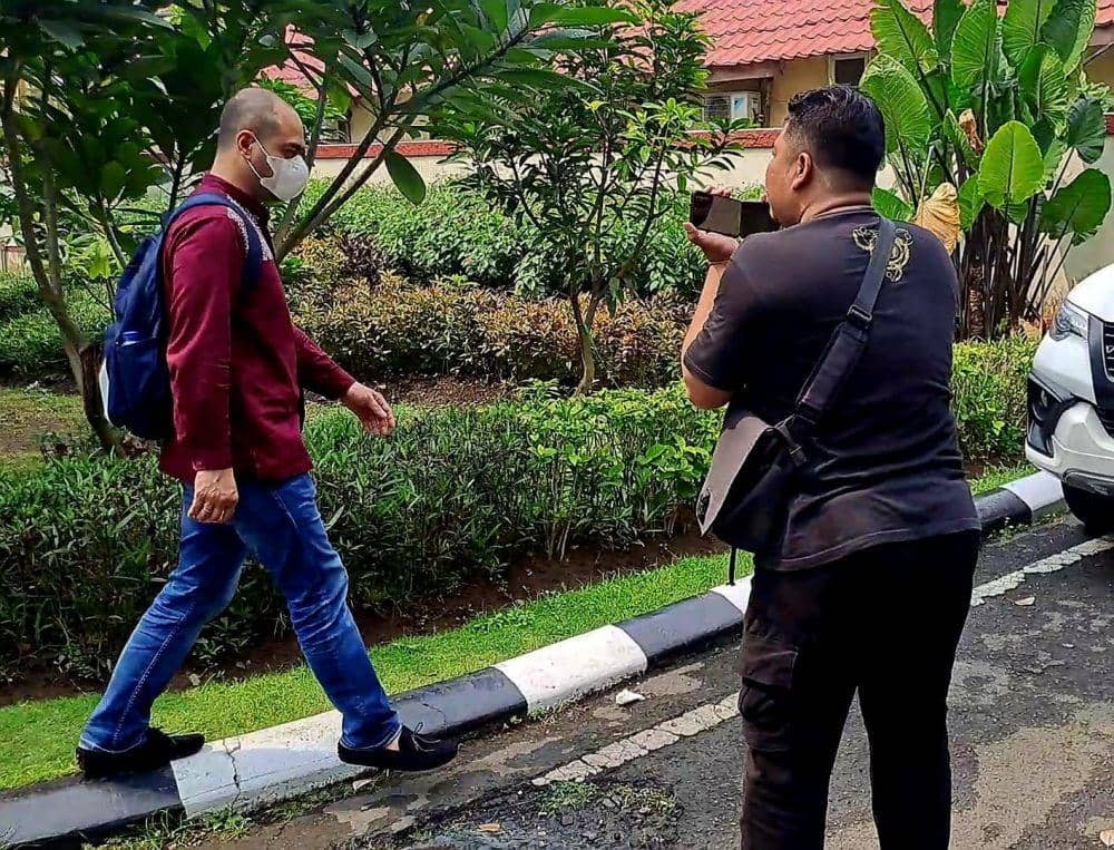 Vena Melinda Beri Kesaksian KDRT, Ferry Irawan Datangi Polda Jatim