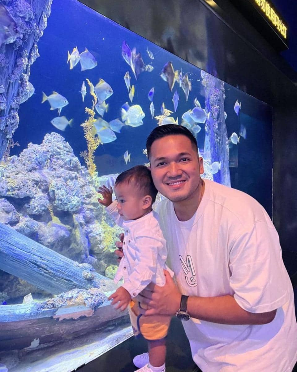 potret liburan keluarga Kesha Ratuliu (instagram.com/adhipermana_)