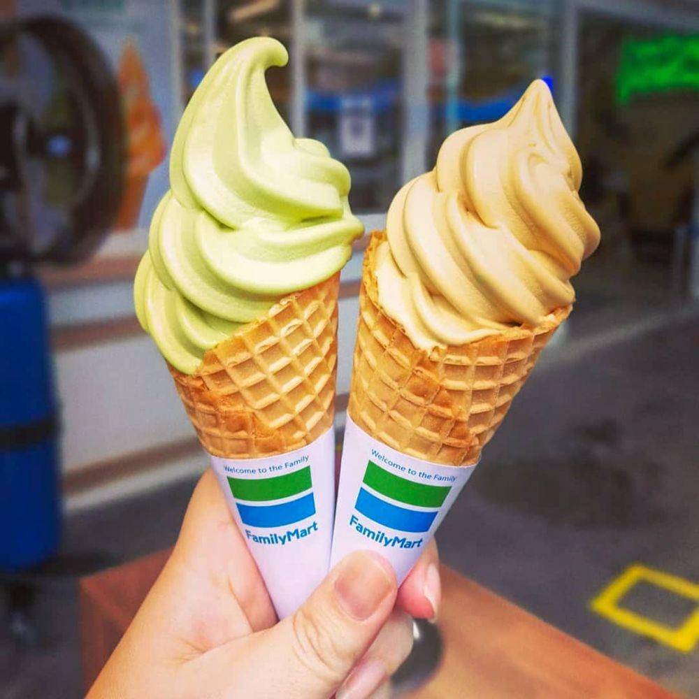 Potret es krim di FamilyMart (instagram.com/familymartmy)