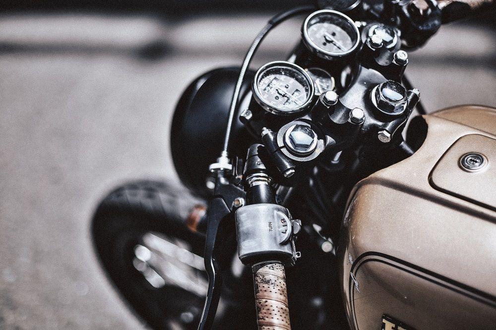 Apa Itu Custom? Berikut Definisi, Sinonim, dan Antonimnya