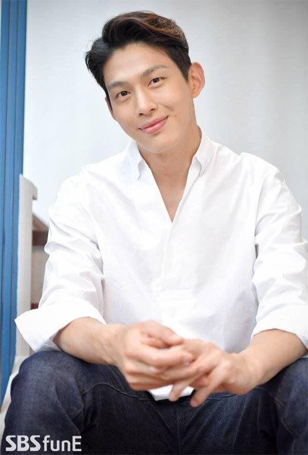 Choi Jung Won (hancinema.net)