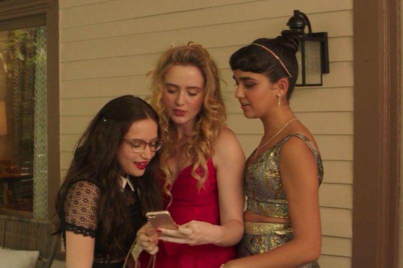 Gideon Adlon, Kathryn Newton, dan Geraldine Viswanathan dalam film Blockers (dok. Universal Pictures/Blockers)