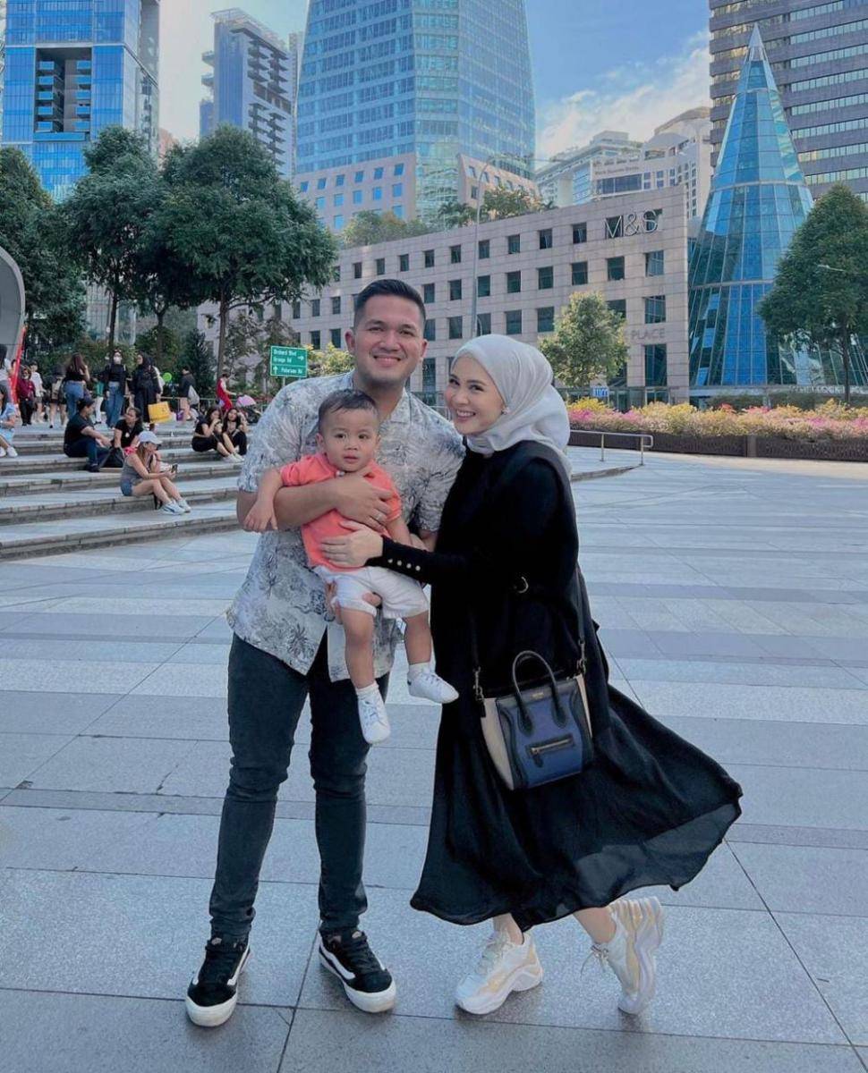 Liburan Kesha ke Singapura (instagram.com/kesharatuliu05)