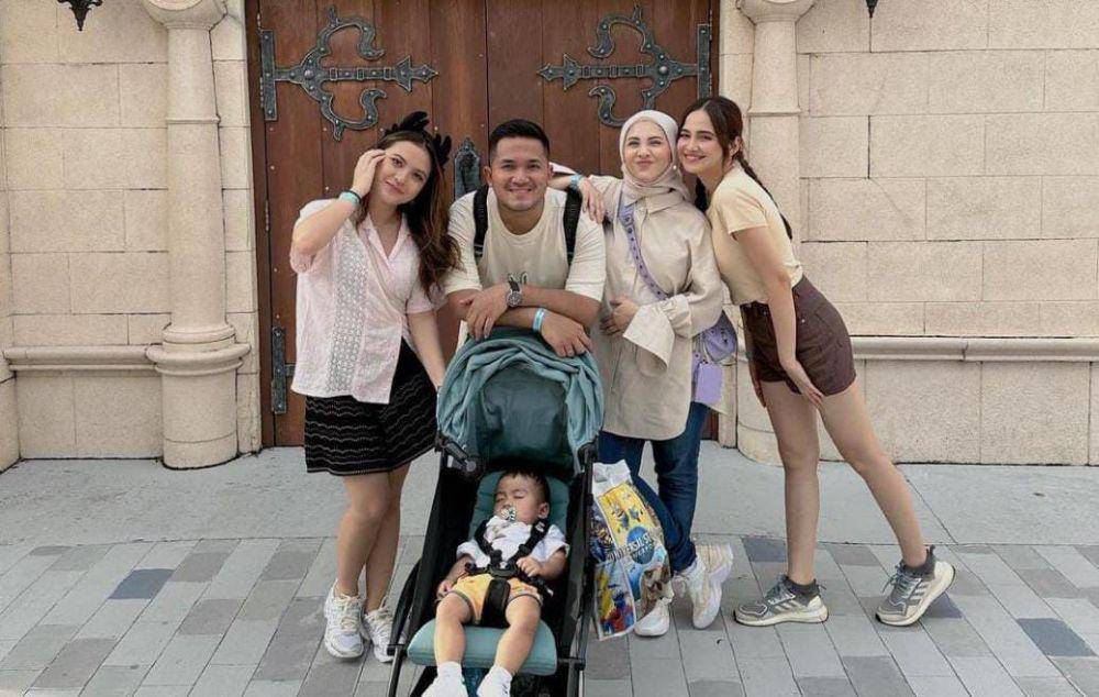 Liburan Kesha ke Singapura (instagram.com/kesharatuliu05)