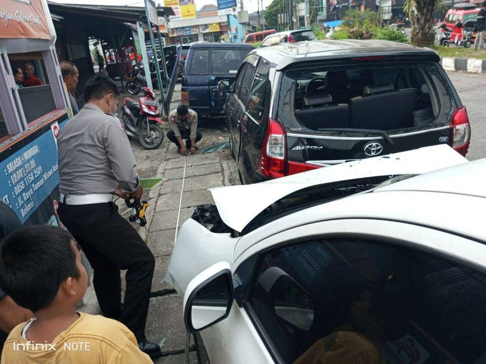 Lansia Tewas Akibat Tabrakan Beruntun di Bekasi. (Dokumen Polres Metro Bekasi Kota)