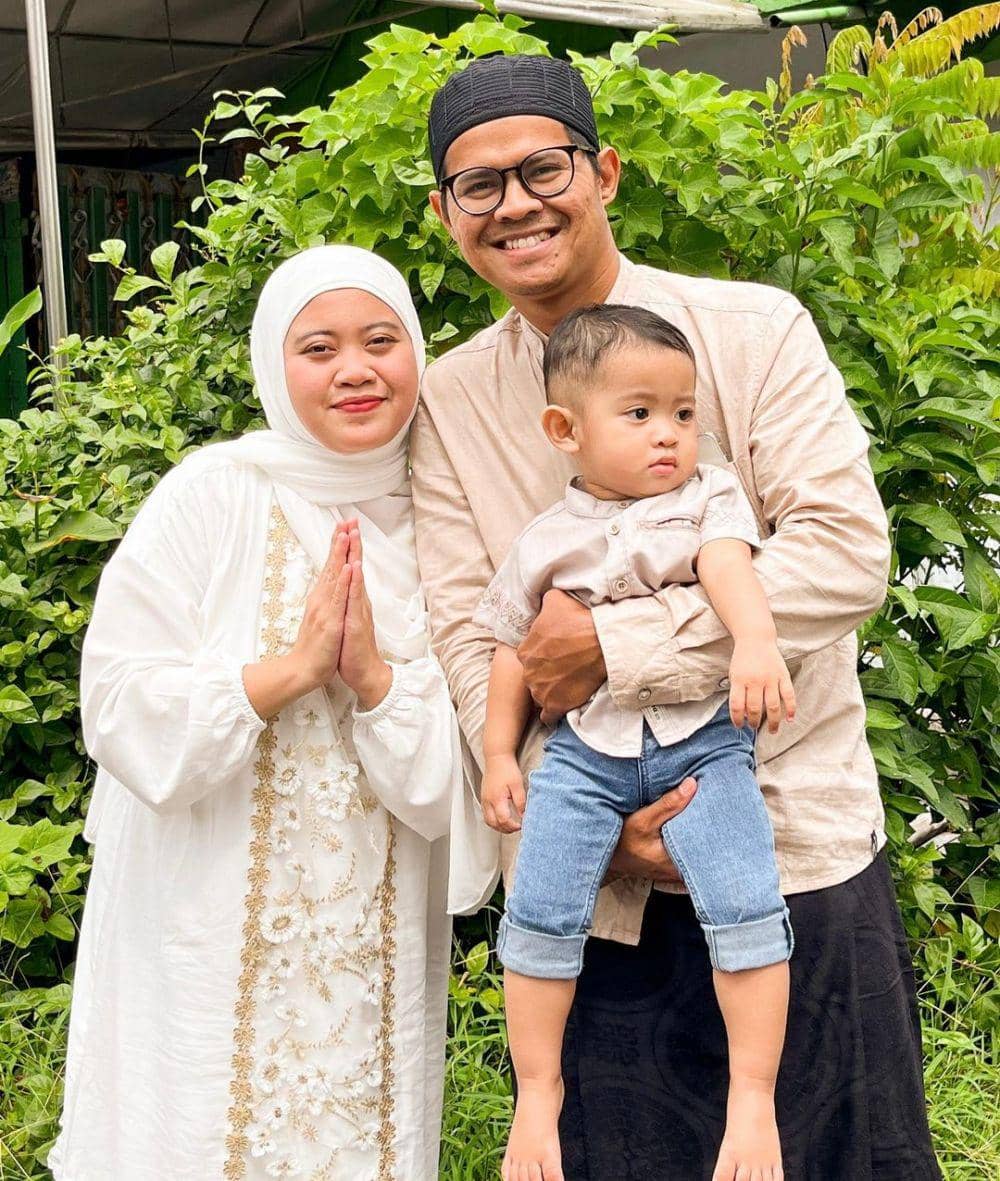 potret bahagia Musdalifah Basri dan suami (instagram.com/musdalifahbasri)