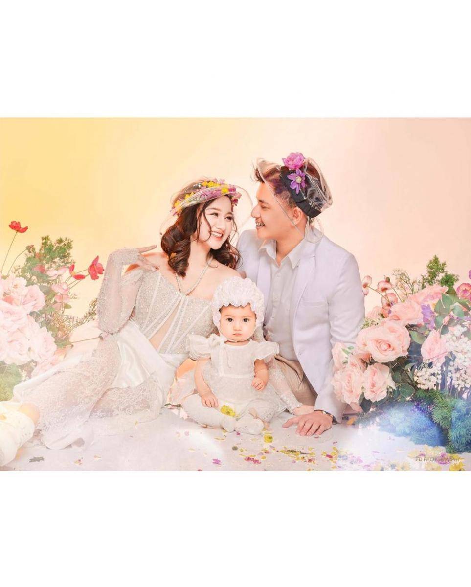 photoshoot keluarga kecil Nanda Arsyinta (instagram.com/fdphotography90)