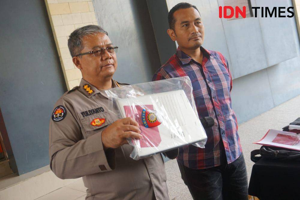 Polisi berhasil menemukan laptop milik Jaksa KPK, Ferdian Adi Nugroho yang dicuri di rumahnya di Yogyakarta.(IDNTimes/Tunggul Damarjati)