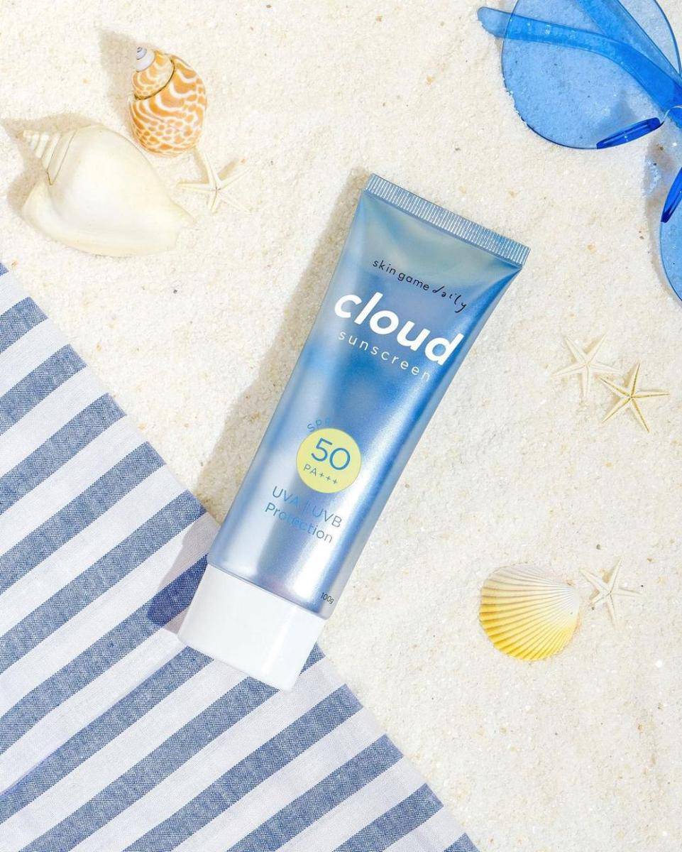 Skin Game Cloud Hybrid Sunscreen SPF 50 PA+++ (instagram.com/skingameofficial)