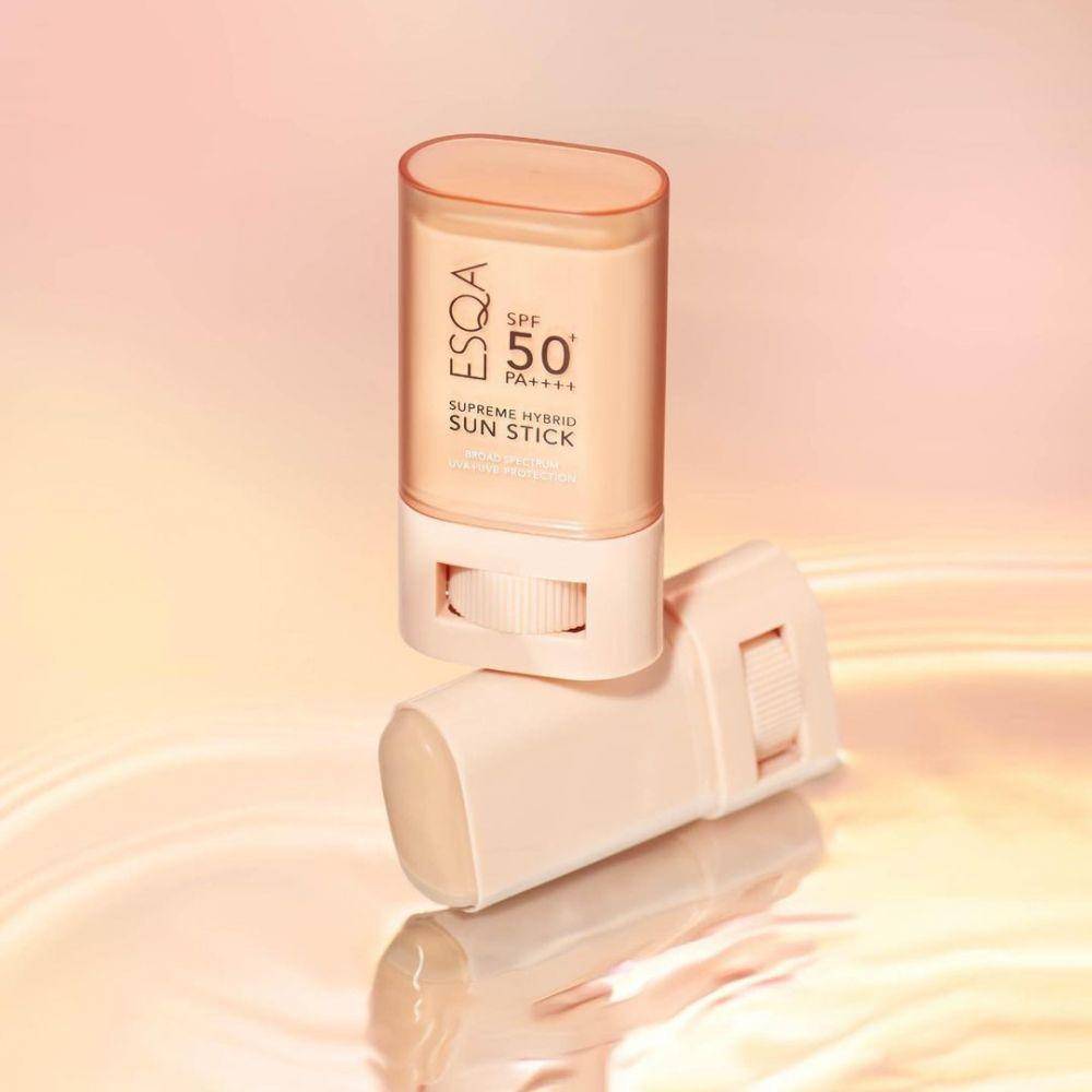 ESQA Supreme Hybrid Sun Stick SPF 50+ PA++++ (instagram.com/esqacosmetics)