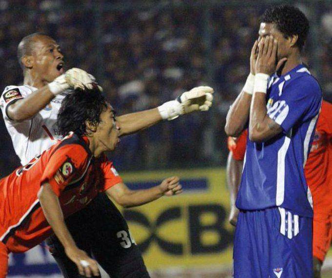 Hilton Moreira lawan Persija. (twitter.com/pikiran_rakyat)