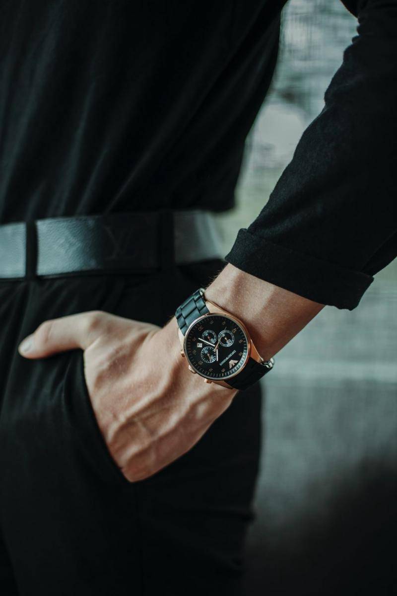 ilustrasi jam tangan (unsplash.com/Eva Marier)