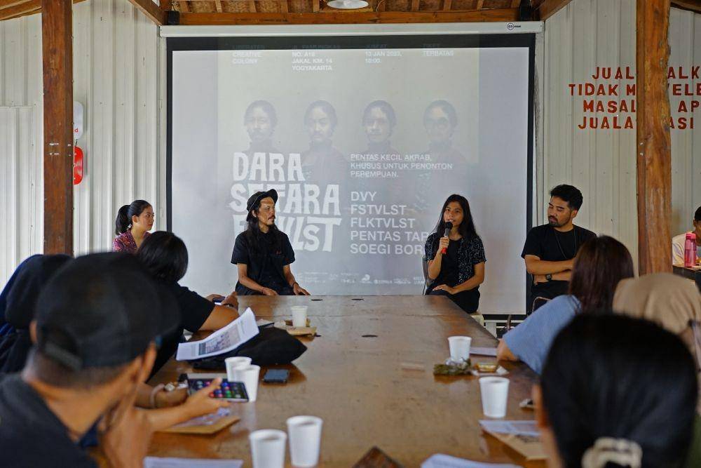 Konferensi pers Dara Setara di Liberates Creative Colony, Rabu (11/1/2023). (Istimewa/Dok. Dara Setara - FSTVLST).