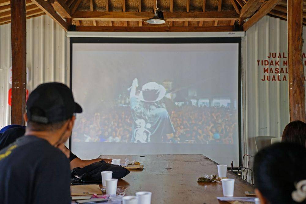 Konferensi pers Dara Setara di Liberates Creative Colony, Rabu (11/1/2023). (Istimewa/Dok. Dara Setara - FSTVLST).