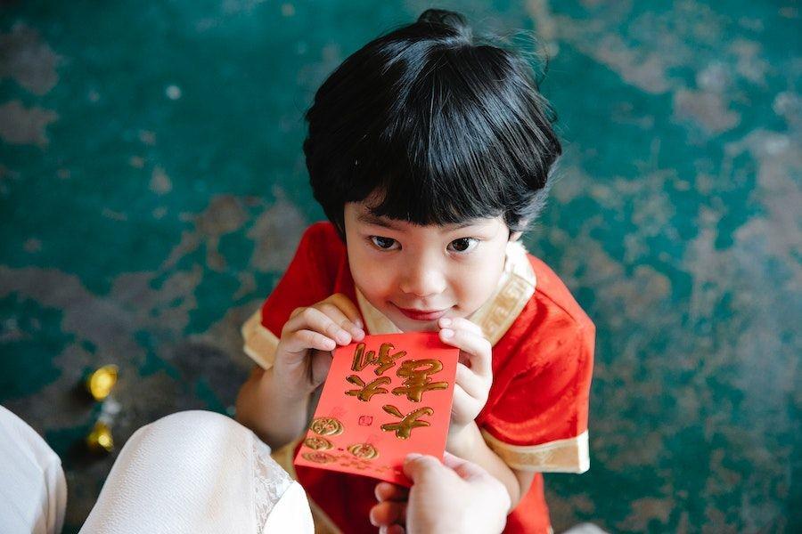 Sejarah Pemberian Angpau dalam Tradisi Imlek, Penuh Makna