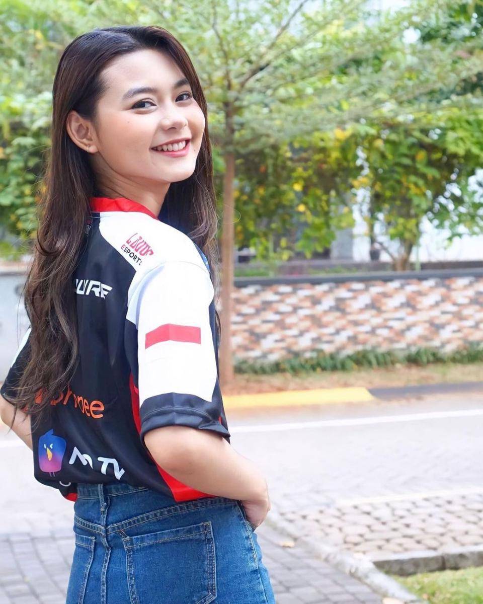 potret Cesen eks JKT48 (instagram.com/ceseniy)