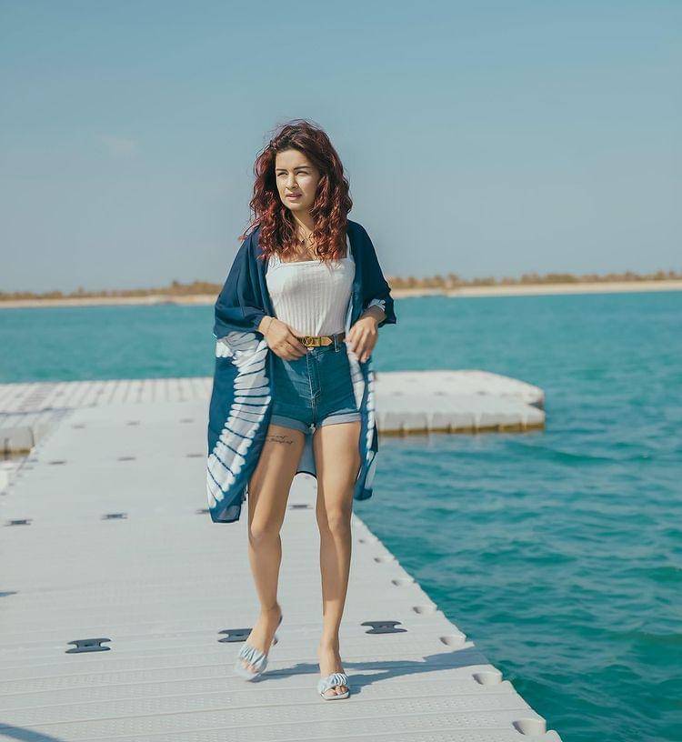 Avneet Kaur (instagram.com/avneetkaur_13)