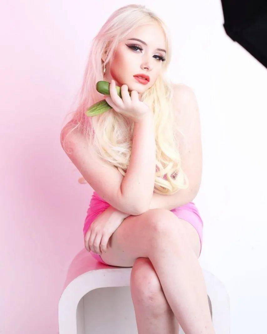 potret Bule Barbie (instagram.com/bulebarbie_official)