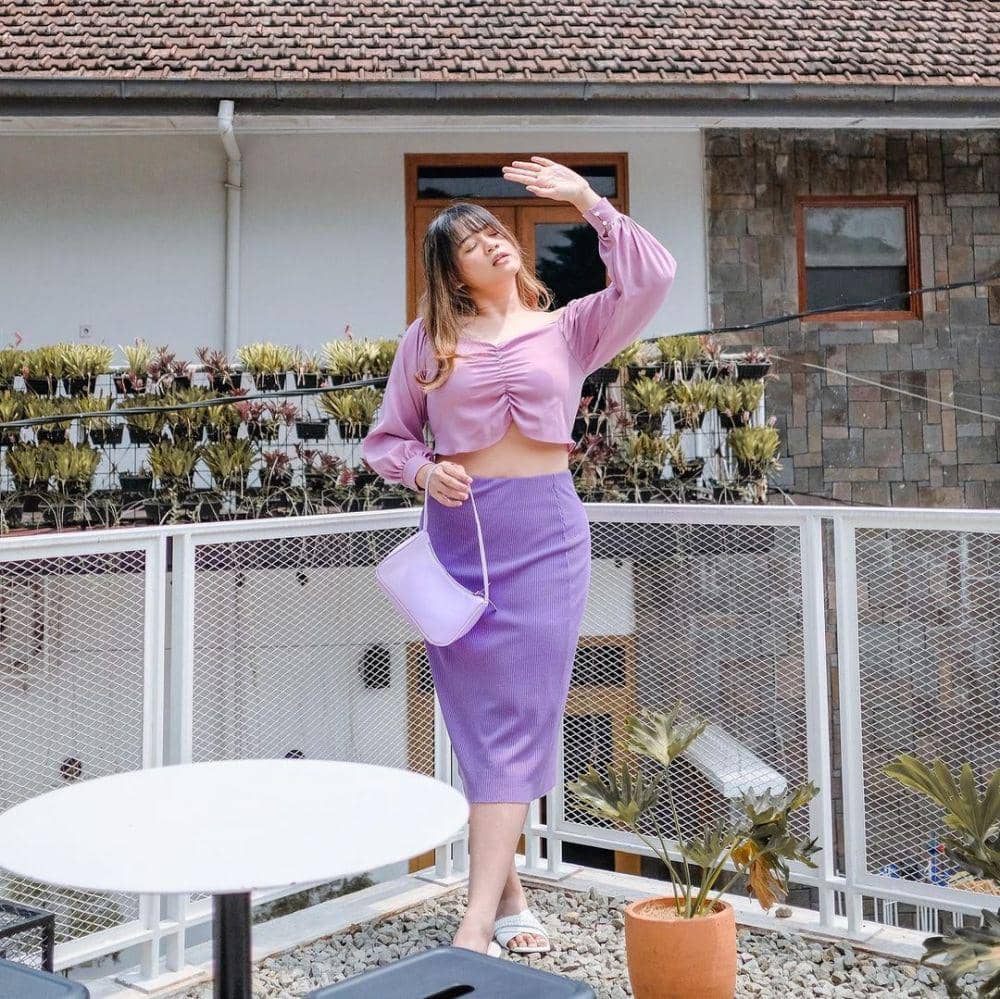 OOTD Cewek Peri Ala Selebgram Kania Dachlan (instagram.com/kaniadachlan)