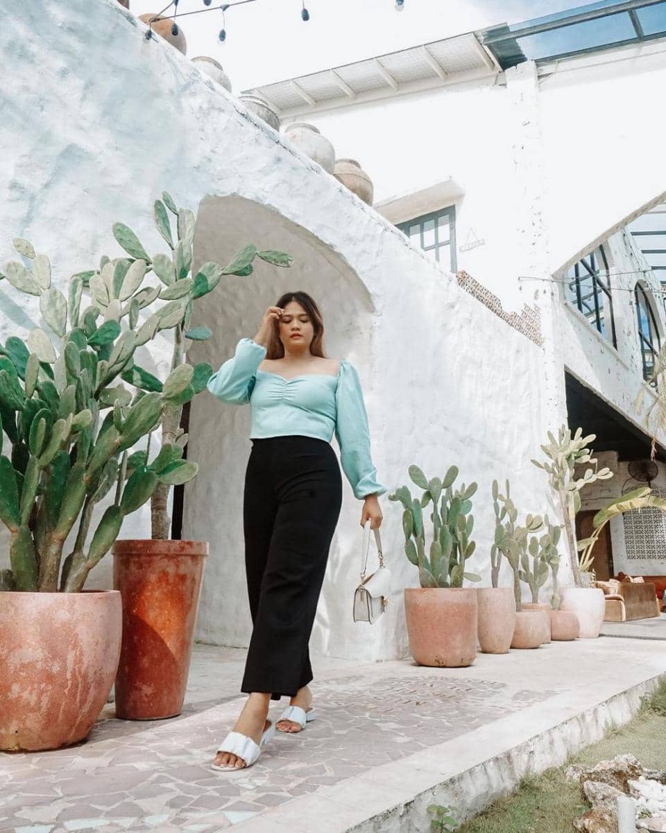 OOTD Cewek Peri Ala Selebgram Kania Dachlan (instagram.com/kaniadachlan)