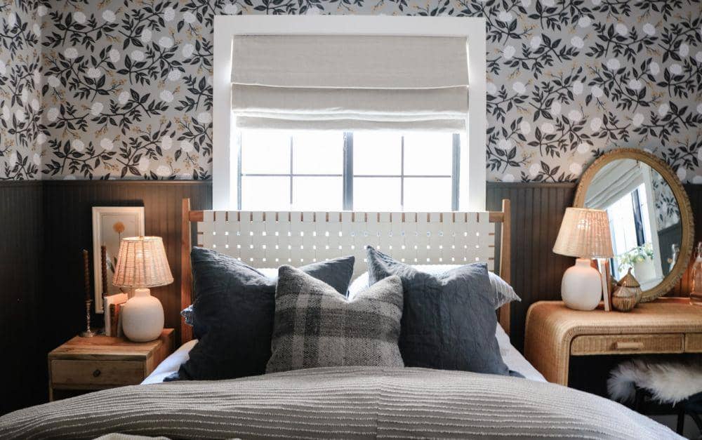 Inspirasi kamar tidur bertema floral (nestingwithgrace.com)