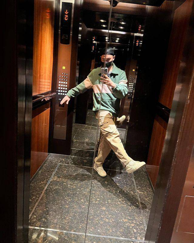 potret outfit Bastian (instagram.com/bastiansteel)