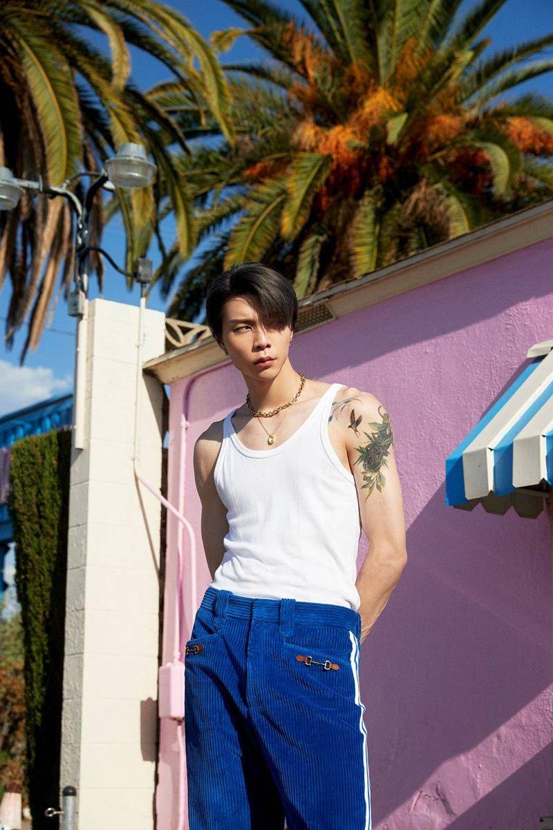 Johnny NCT 127 di teaser image album repackage keempat "Ay-Yo" (twitter.com/NCTsmtown_127)