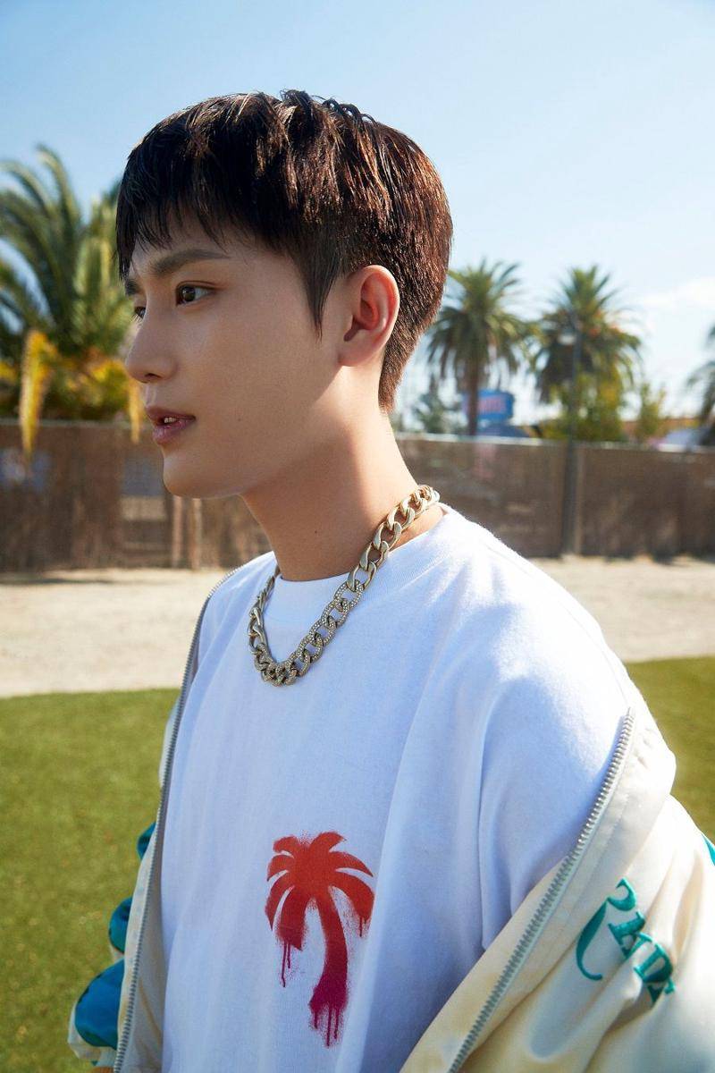 Taeil NCT 127 di teaser image album repackage keempat "Ay-Yo" (twitter.com/NCTsmtown_127)
