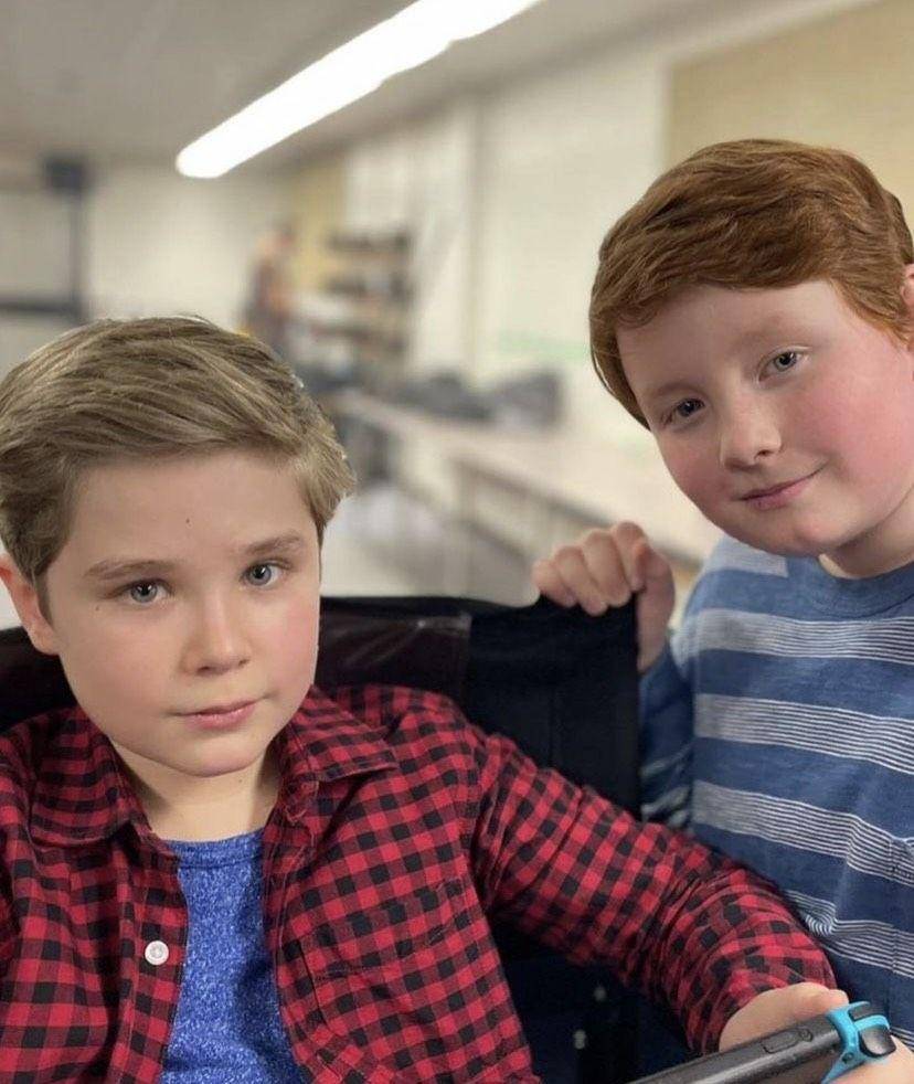 potret di balik layar pemain Ginny & Georgia S2 (instagram.com/netflixca)