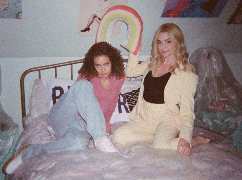 potret di balik layar pemain Ginny & Georgia S2 (instagram.com/netflix)