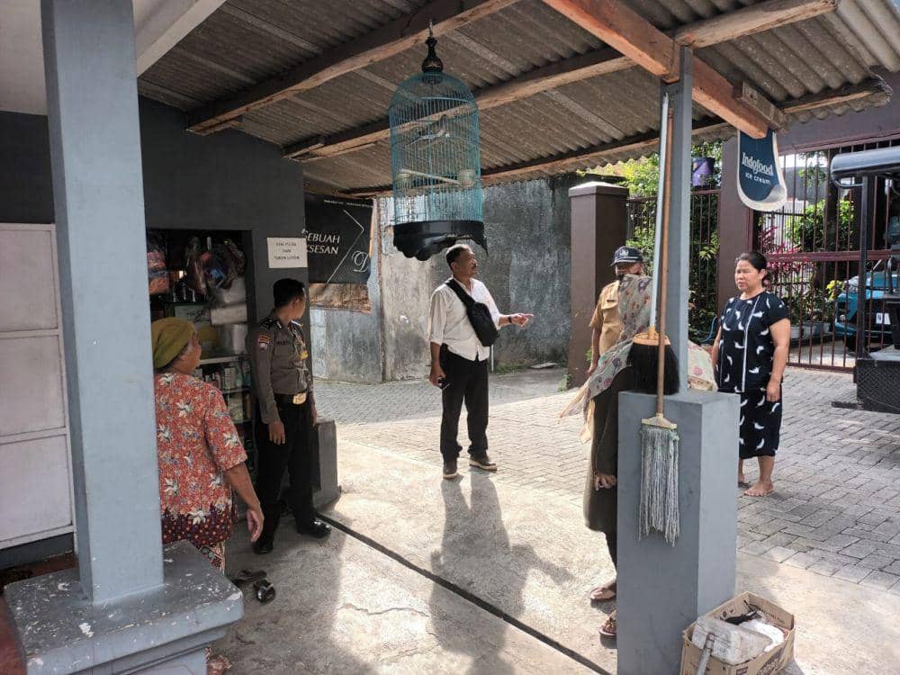 Olah TKP perampokan Nenek Jami. (Dok. Humas Polres Malang)