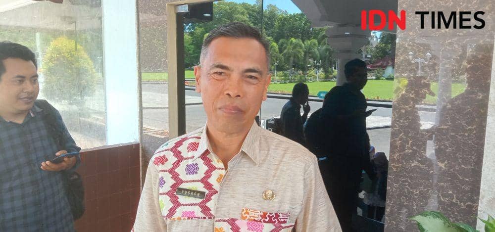 Kepala Satpol PP NTB Yusron Hadi. (IDN Times/Muhammad Nasir)