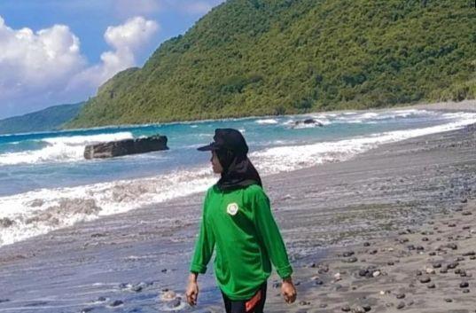 Berkunjung ke Pantai Lere di Bima, Serunya Berburu Nyale!
