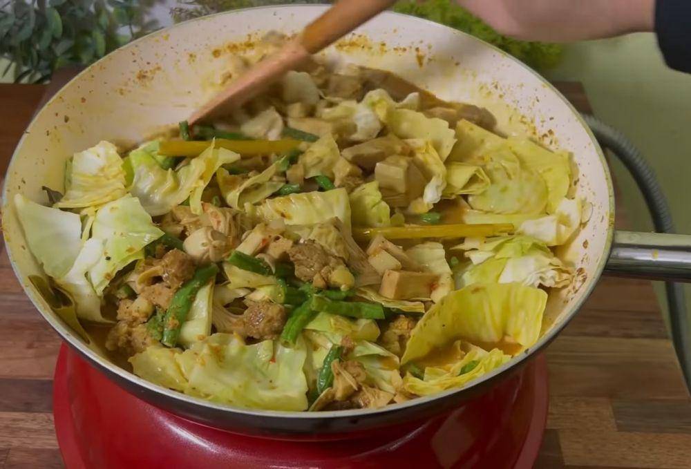 ilustrasi memasak gulai sayur(youtube.com/Ceceromed Kitchen)