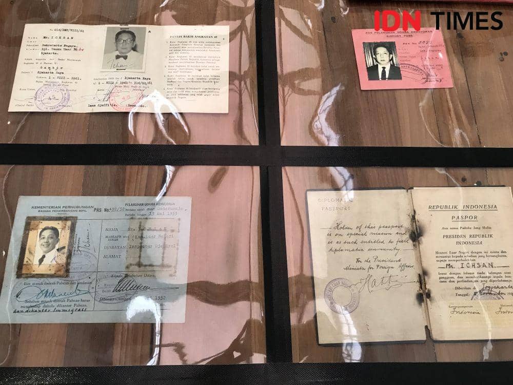 Pameran foto Ode untuk Ayah yang diadakan Firman Ichsan di Semarang (IDN Times/Dhana Kencana)