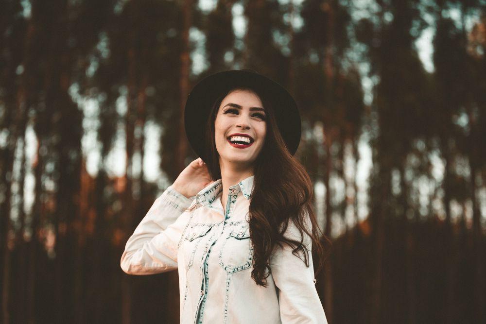 5 Cara Hidup Bahagia Tanpa Pasangan, Cocok buat Jomblo