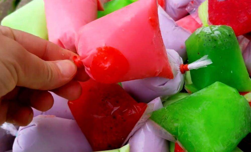 ilustrasi es krim tradisional thailand (youtube.com/Nag Food Recipe)