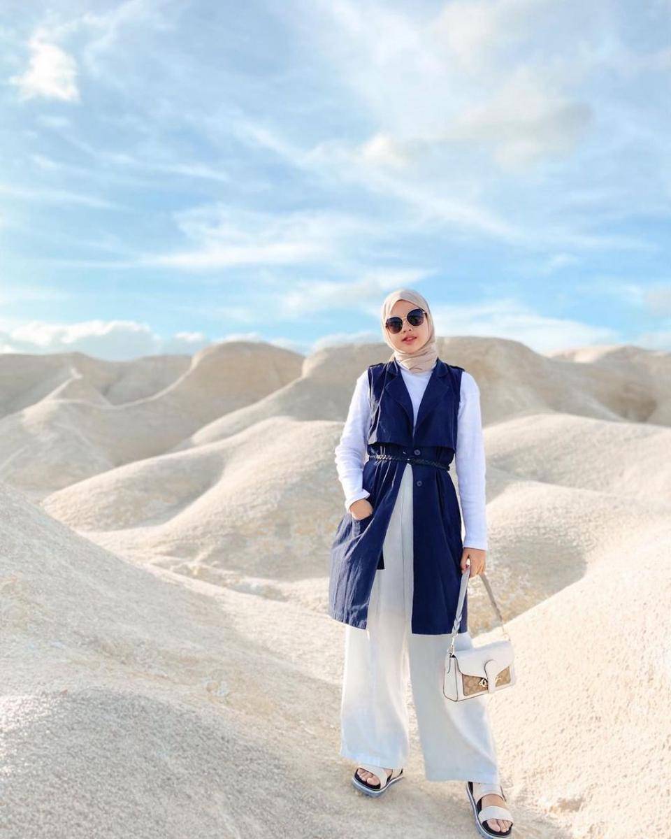 Danau Biru (instagram.com/naurakhr)